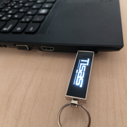 IŞIKLI USB 32 GB - 4